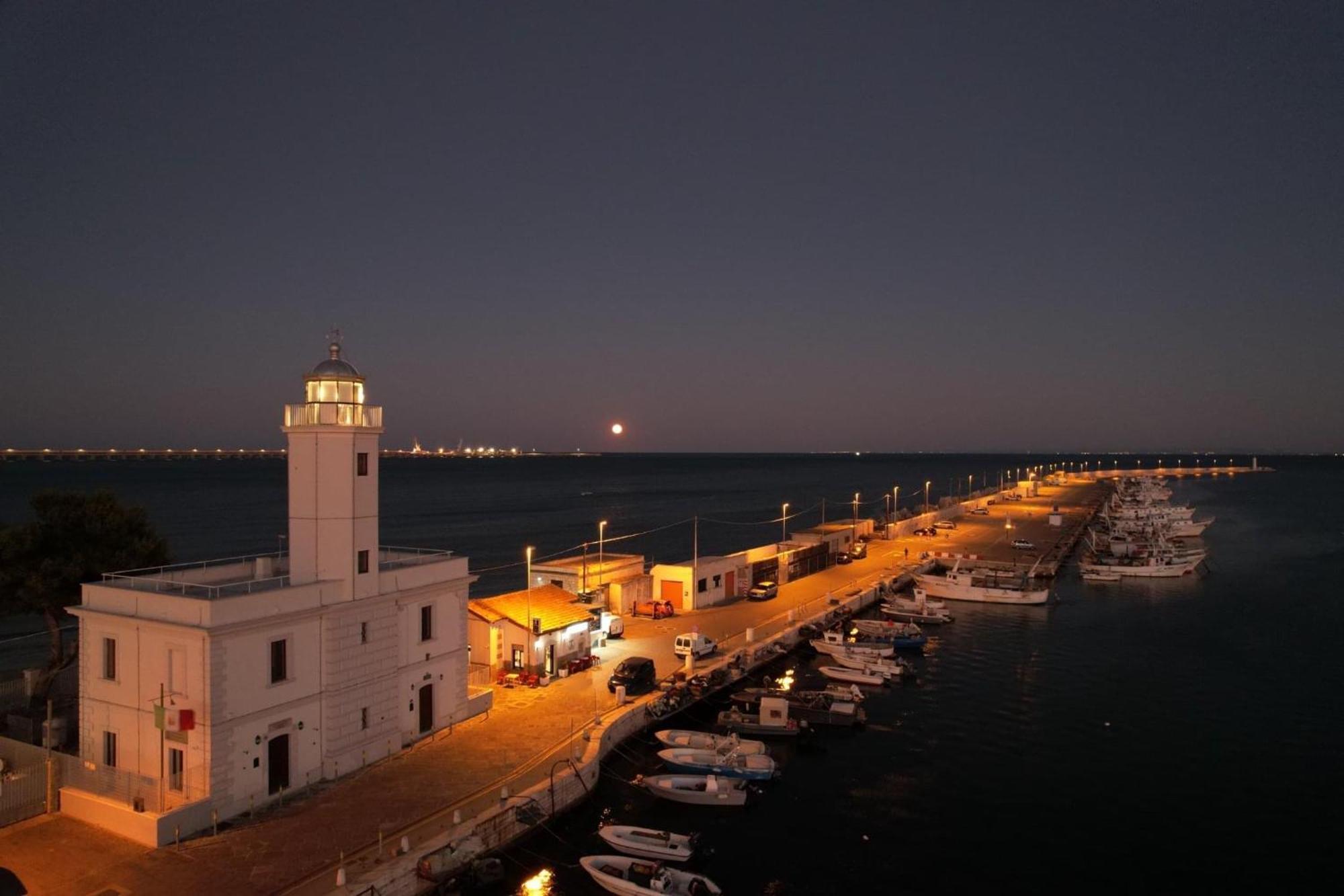 Ca Del Centro Manfredonia Exterior foto